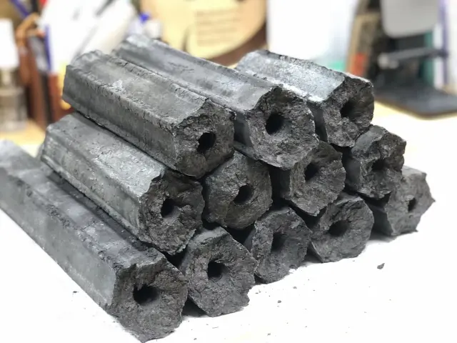 Sawdust-Charcoal-Wholesale-Tu-Charcoal